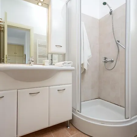 White Cedar Villa *